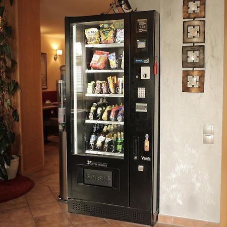 Hotel Zur Sonne Waren  Eksteriør billede