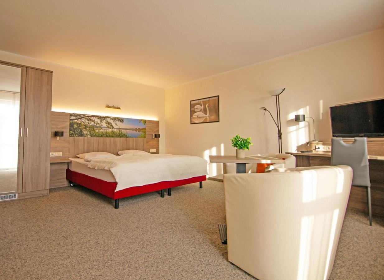 Hotel Zur Sonne Waren  Eksteriør billede