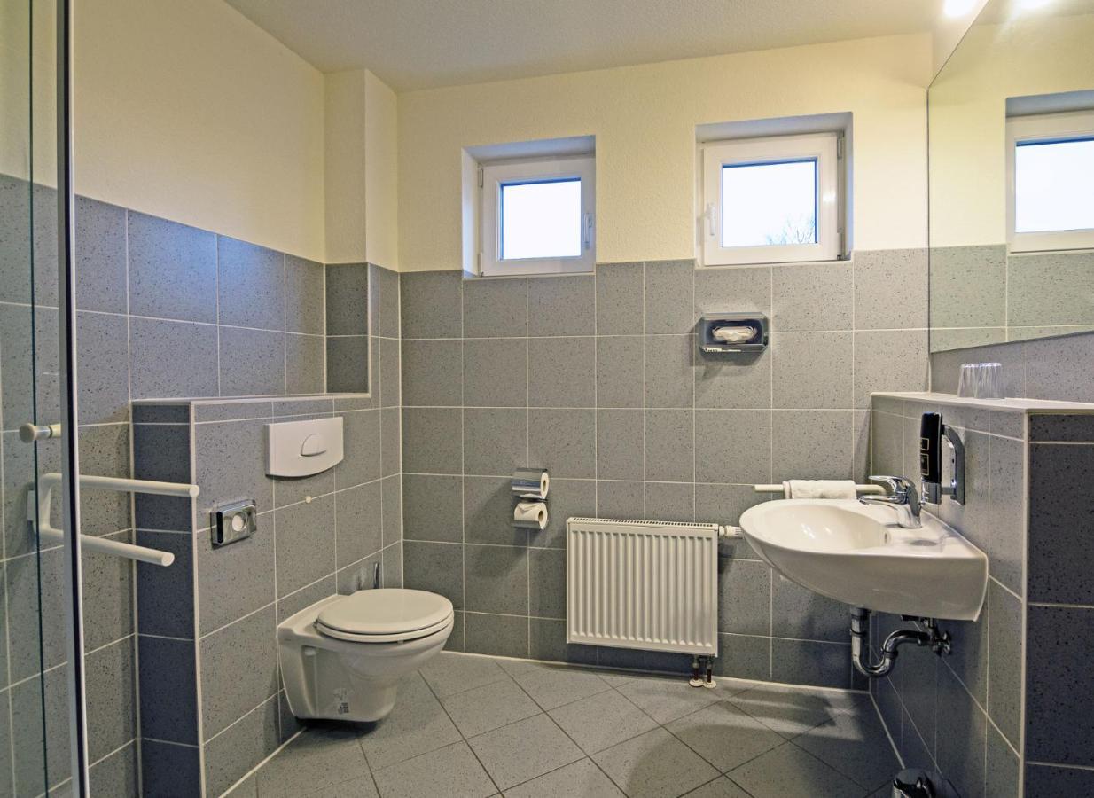 Hotel Zur Sonne Waren  Eksteriør billede