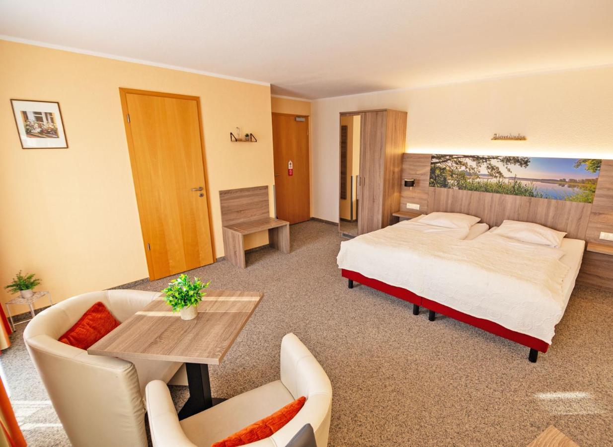 Hotel Zur Sonne Waren  Eksteriør billede